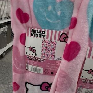 Hello Kitty Pink Valentines blanket